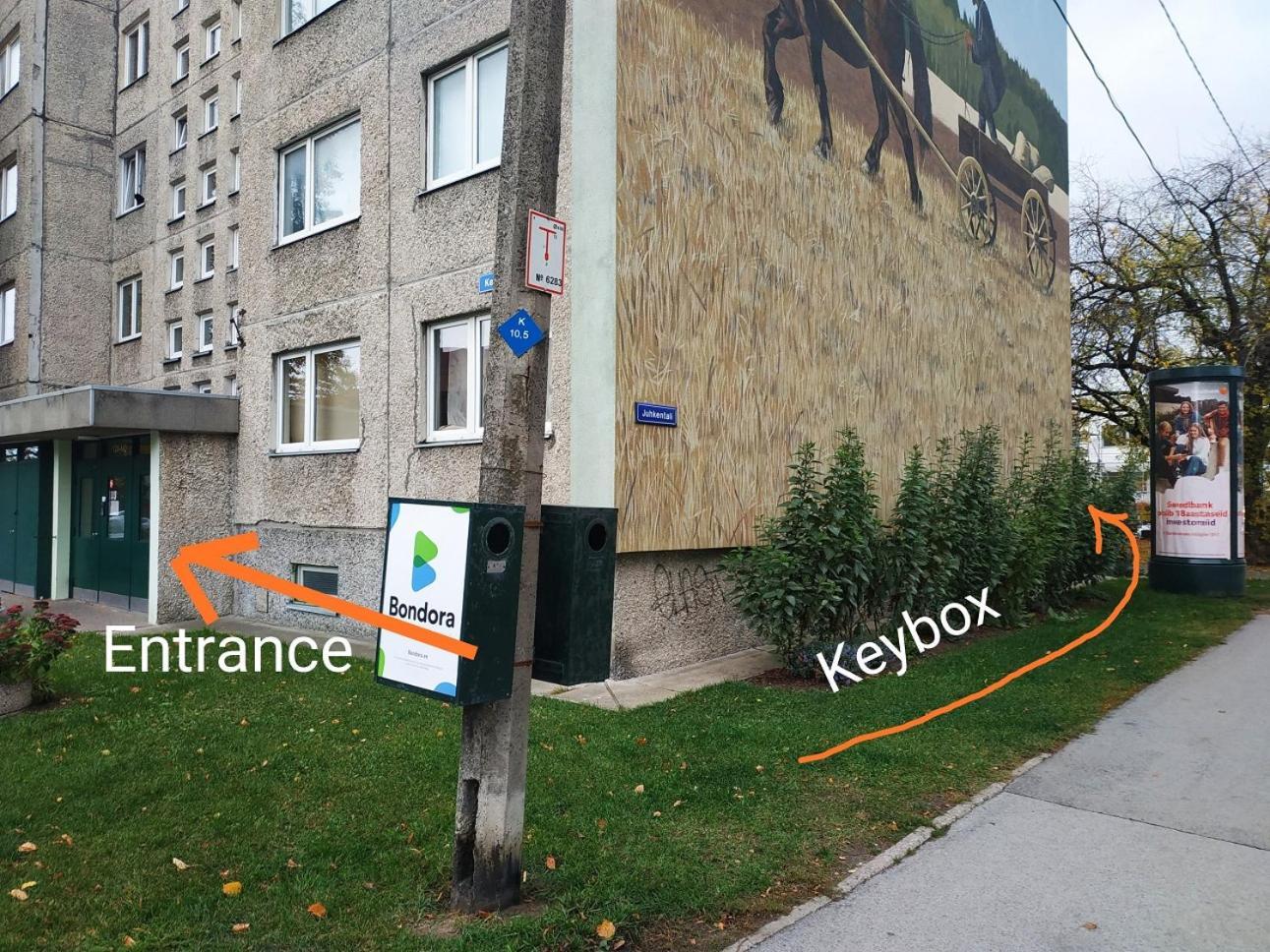 Economy Baltics Apartments - Keldrimaee Tallinn Buitenkant foto